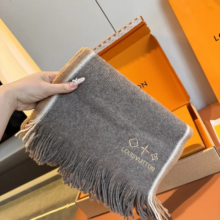 スーパーコピー ルイヴィトン マフラー