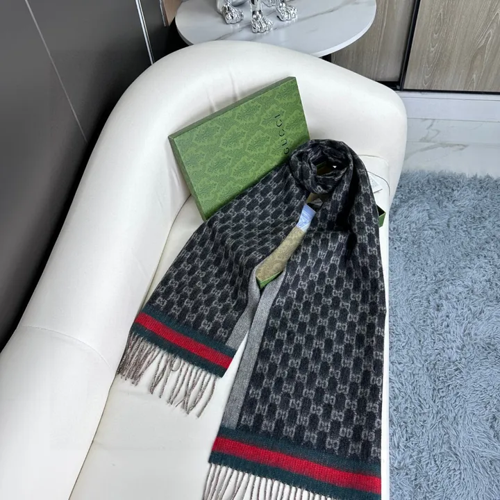 スーパーコピー グッチ マフラー