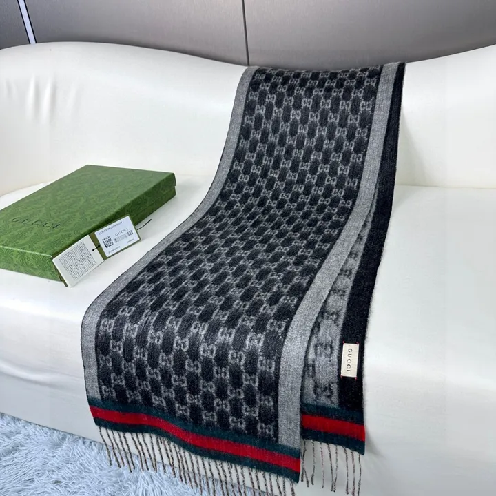 スーパーコピー グッチ マフラー