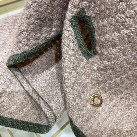 スーパーコピー ミュウミュウ マフラー