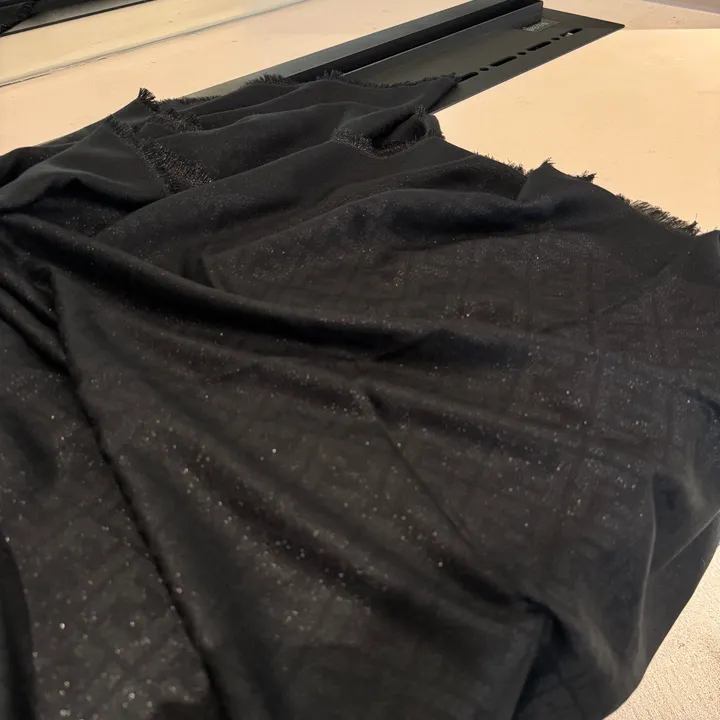 スーパーコピー フェンディ マフラー