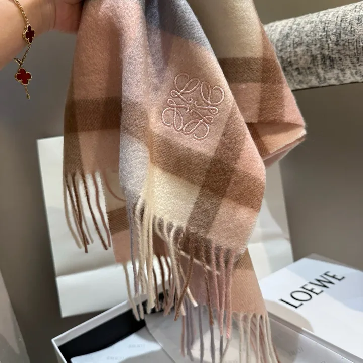 スーパーコピー ロエベ マフラー