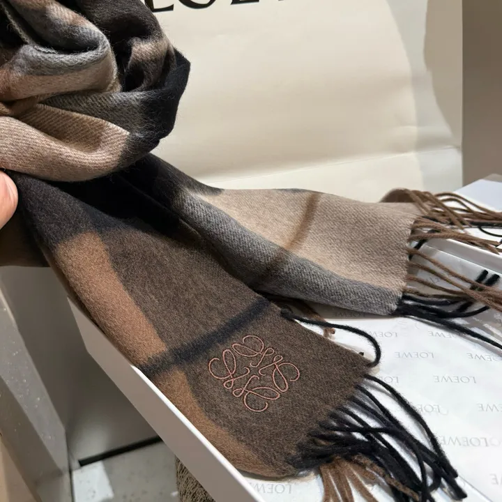 スーパーコピー ロエベ マフラー