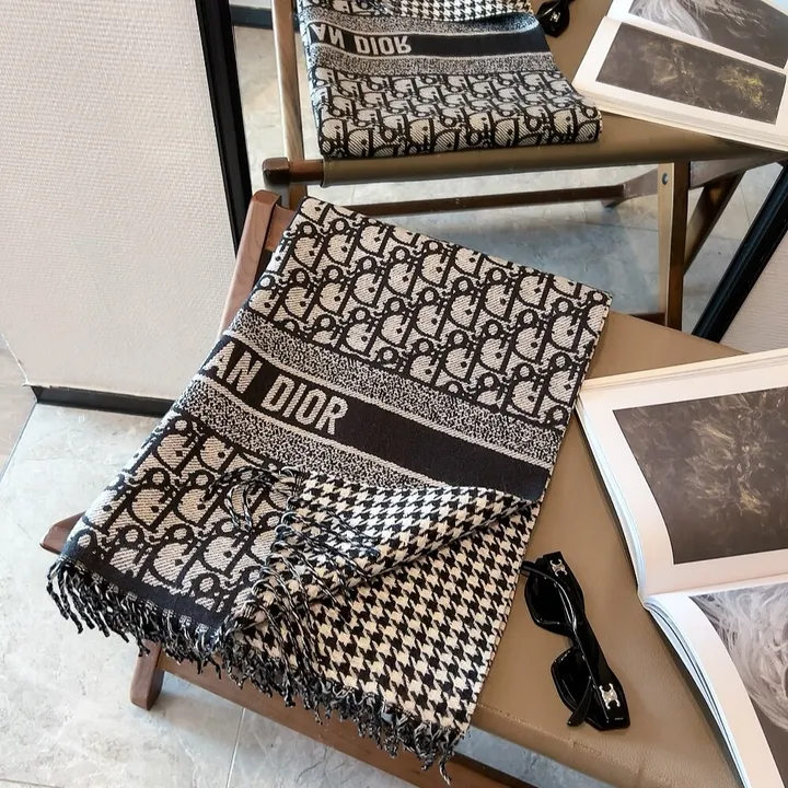 スーパーコピー ディオール マフラー