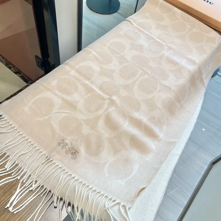 スーパーコピー コーチ マフラー