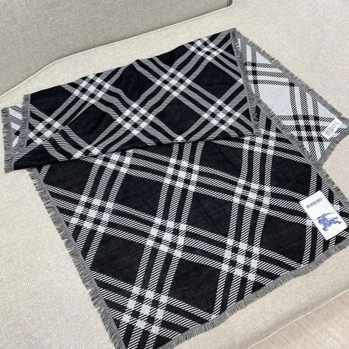 スーパーコピー バーバリー ス マフラー