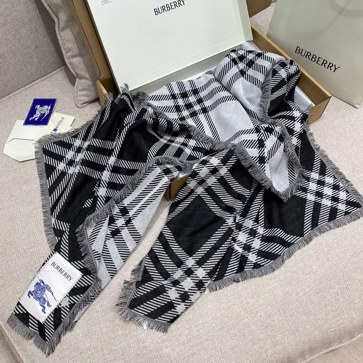 スーパーコピー バーバリー ス マフラー