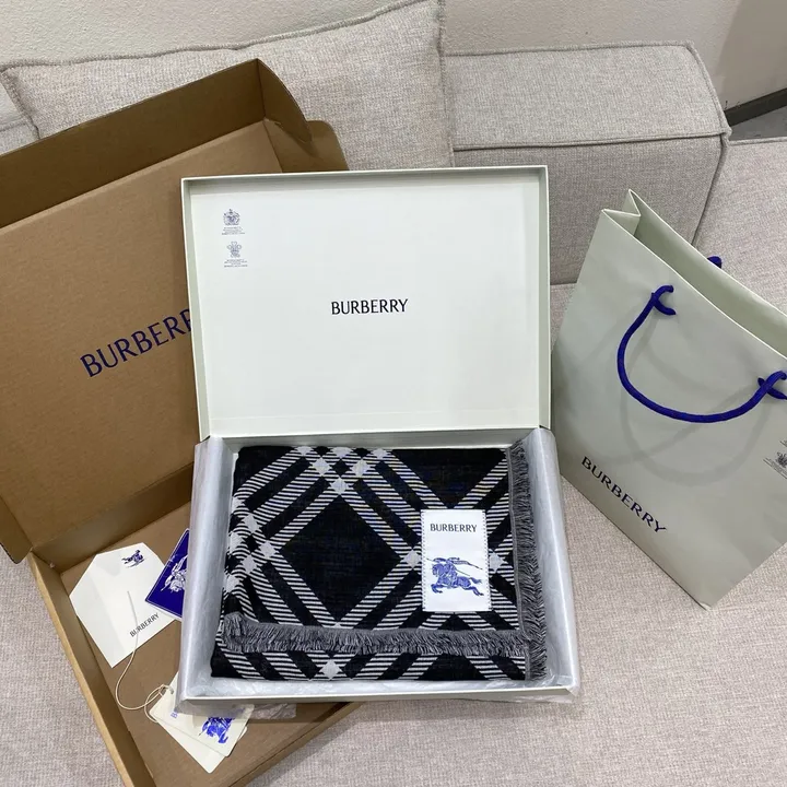 スーパーコピー バーバリー ス マフラー