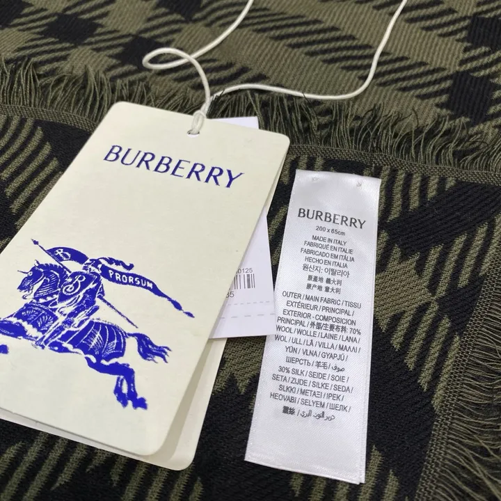 スーパーコピー バーバリー ス マフラー