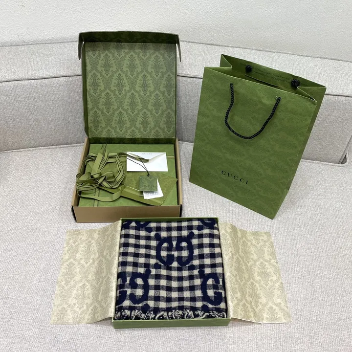 スーパーコピー グッチ マフラー