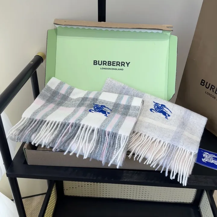 スーパーコピー バーバリー ス マフラー