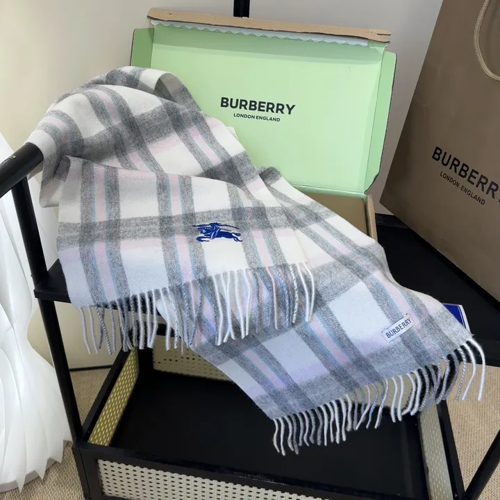 スーパーコピー バーバリー ス マフラー