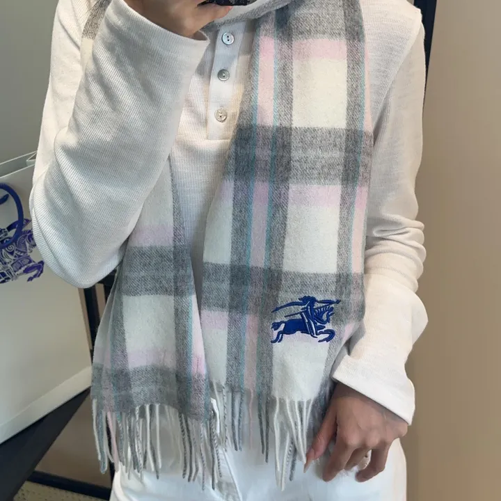 スーパーコピー バーバリー ス マフラー