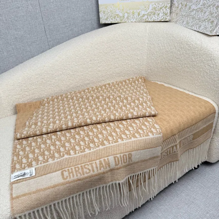 スーパーコピー ディオール マフラー