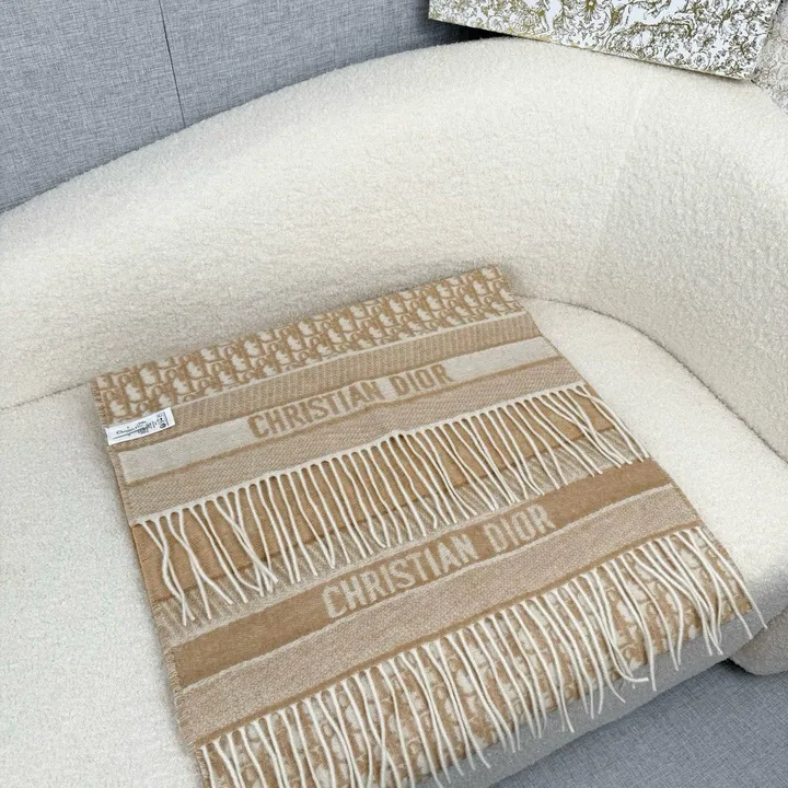 スーパーコピー ディオール マフラー