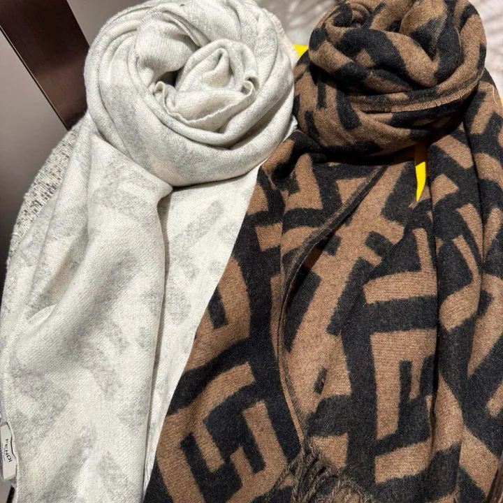 スーパーコピー フェンディ マフラー