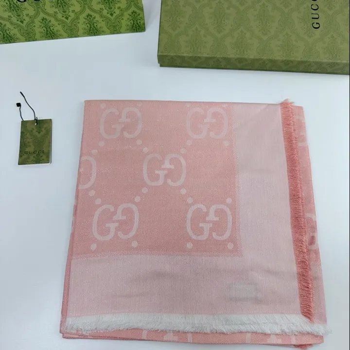 スーパーコピー グッチ マフラー