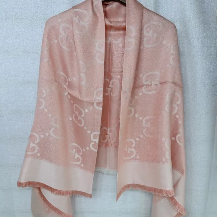 スーパーコピー グッチ マフラー