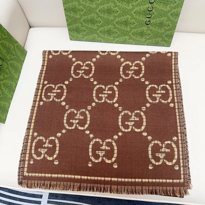 スーパーコピー グッチ マフラー