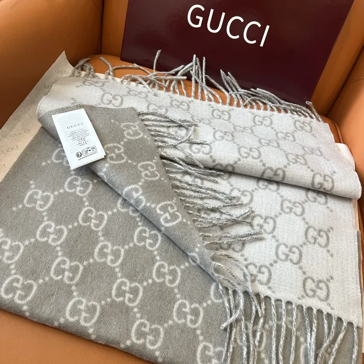 スーパーコピー グッチ マフラー