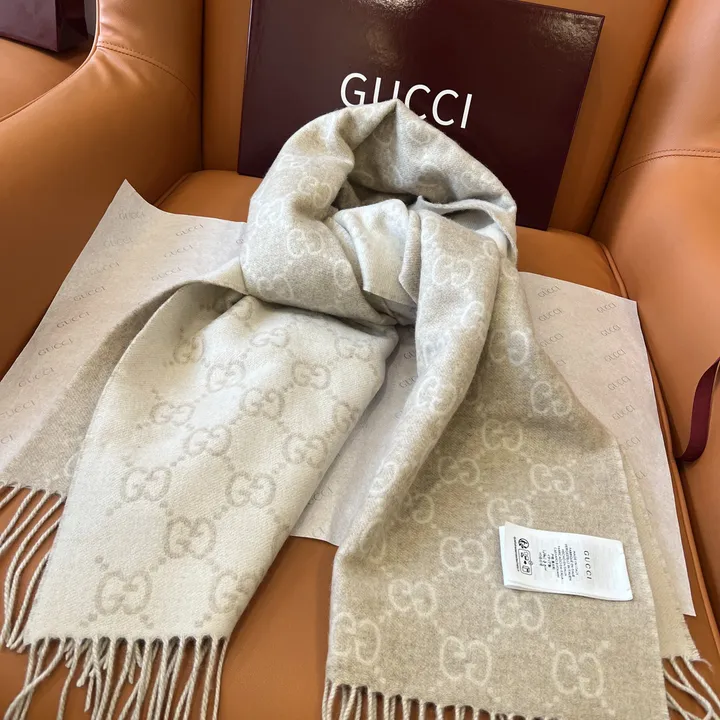 スーパーコピー グッチ マフラー