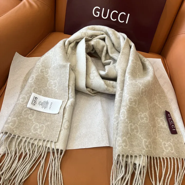 スーパーコピー グッチ マフラー