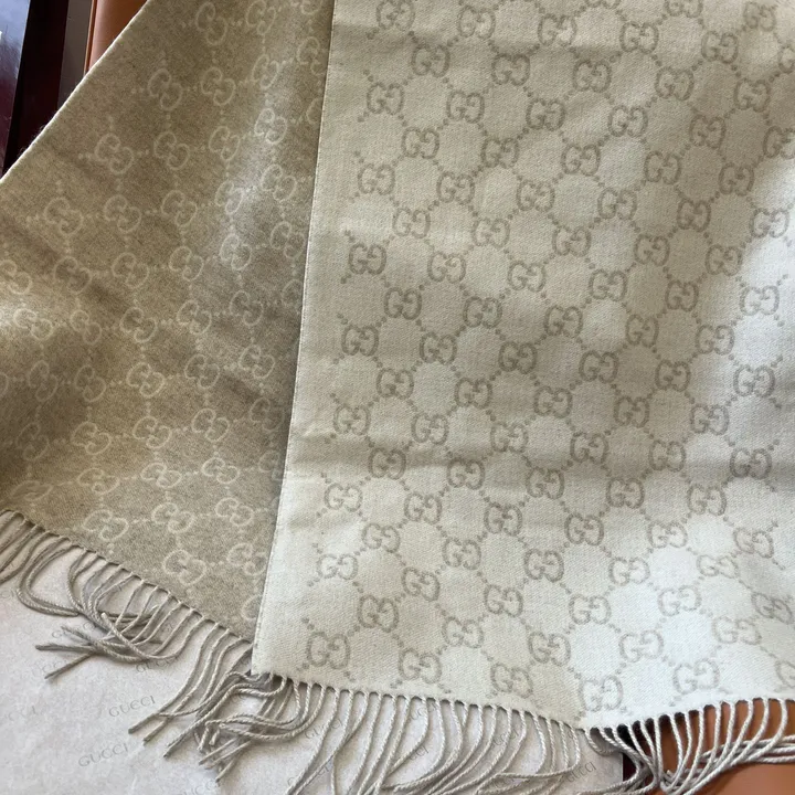 スーパーコピー グッチ マフラー