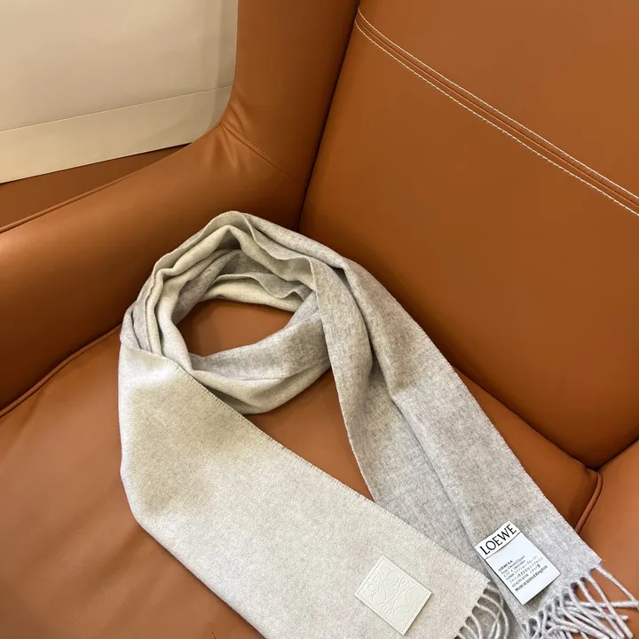 スーパーコピー ロエベ マフラー