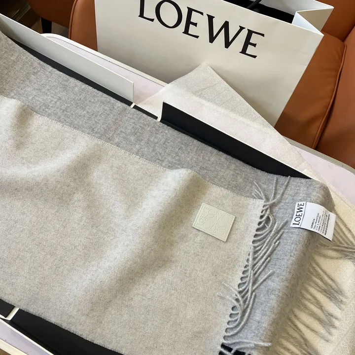 スーパーコピー ロエベ マフラー