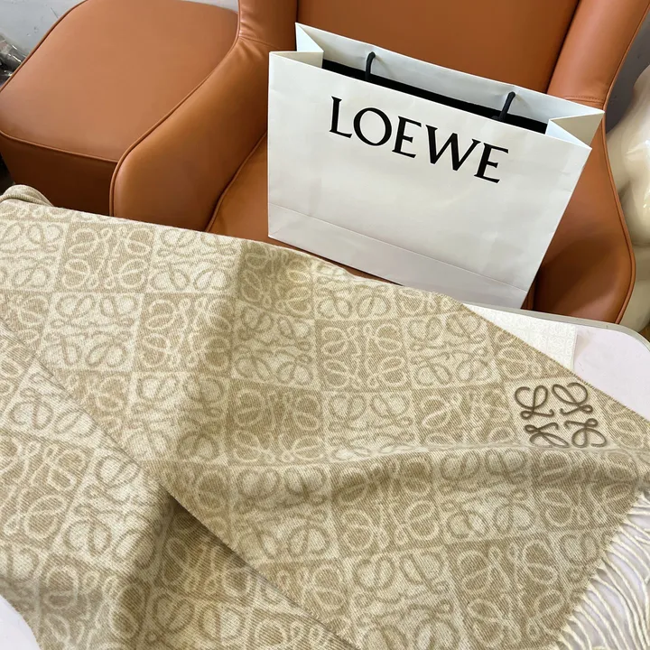 スーパーコピー ロエベ マフラー