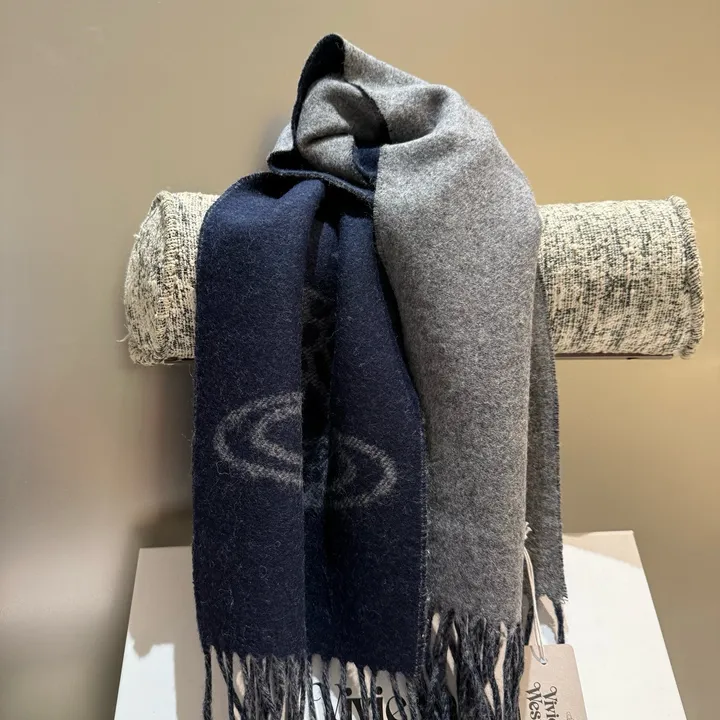 スーパーコピー ヴィヴィアン・ウエストウッド マフラー