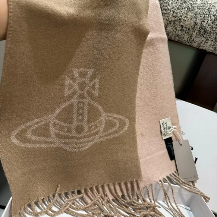 スーパーコピー ヴィヴィアン・ウエストウッド マフラー