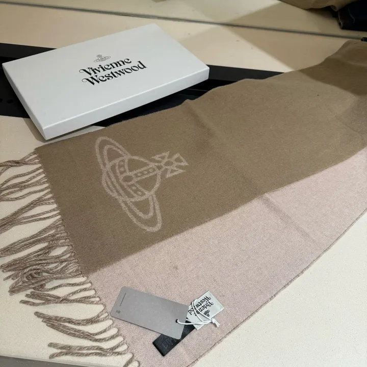 スーパーコピー ヴィヴィアン・ウエストウッド マフラー