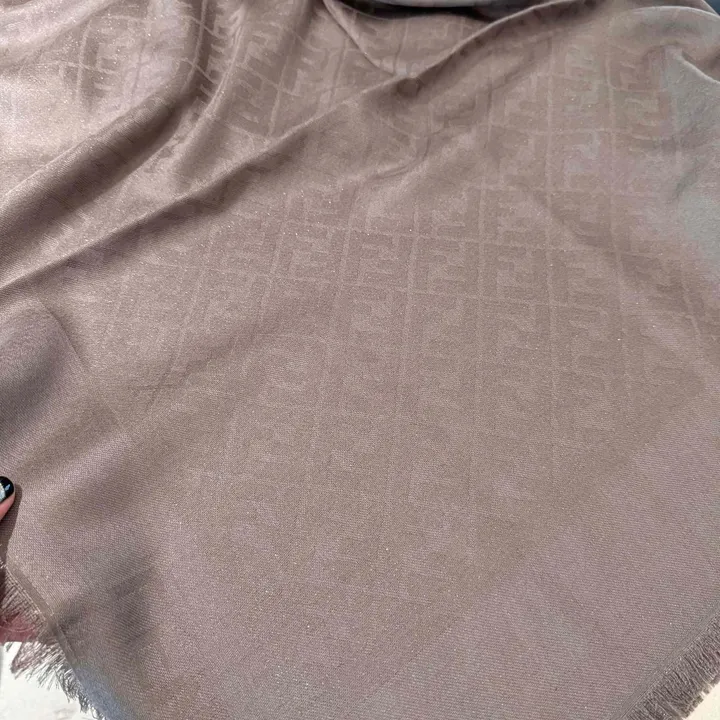 スーパーコピー フェンディ マフラー