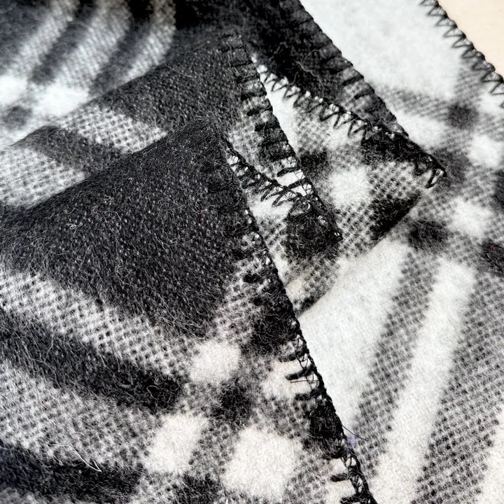 スーパーコピー バーバリー ス マフラー