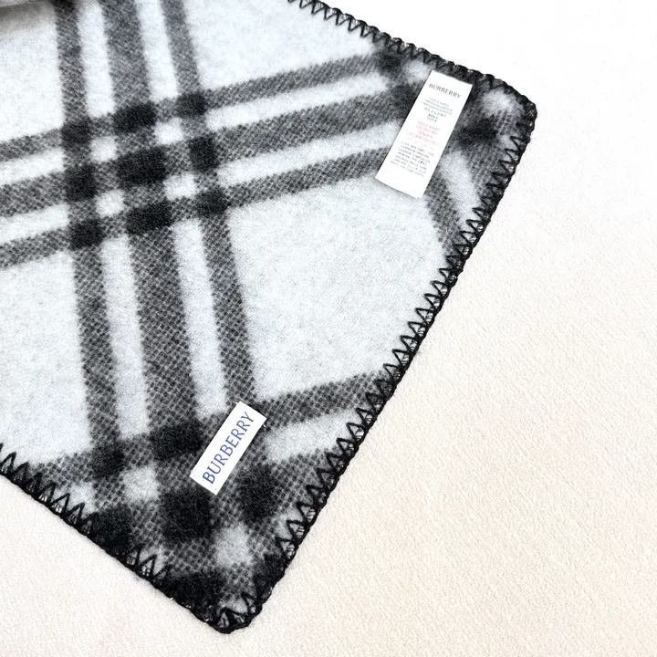 スーパーコピー バーバリー ス マフラー