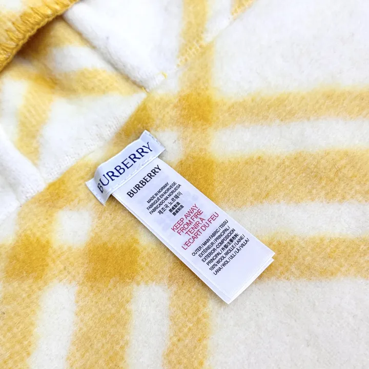 スーパーコピー バーバリー ス マフラー