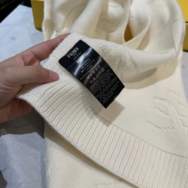 スーパーコピー フェンディ マフラー