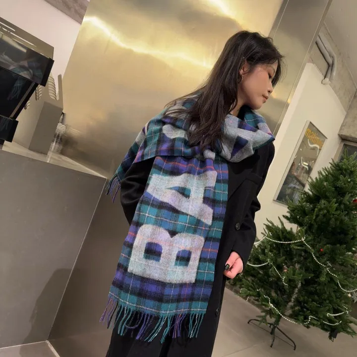 スーパーコピー セリーヌ マフラー