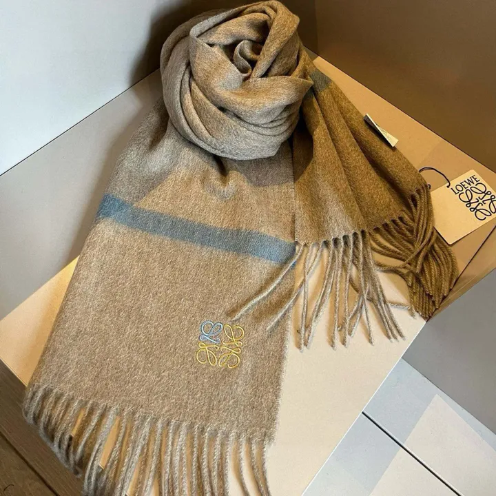 スーパーコピー ロエベ マフラー