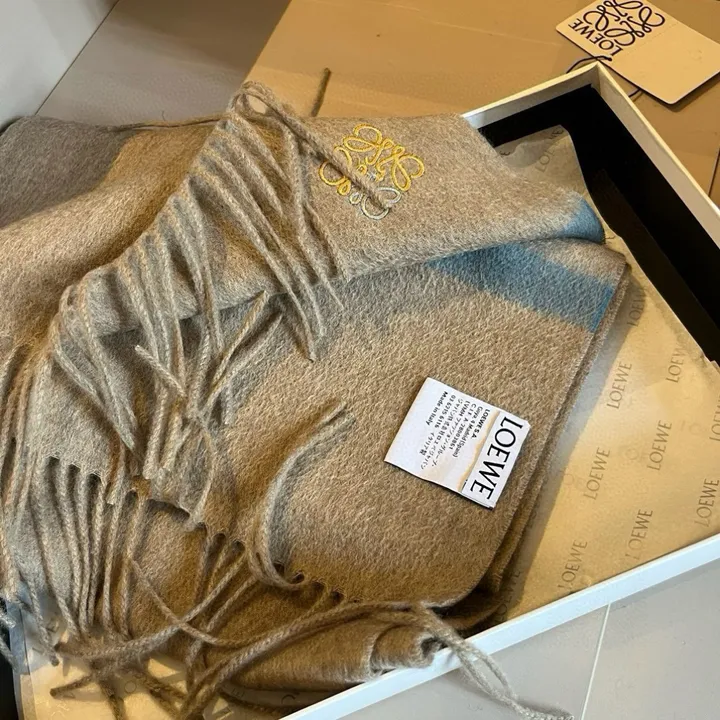 スーパーコピー ロエベ マフラー