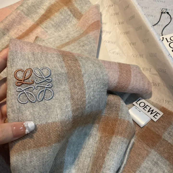 スーパーコピー ロエベ マフラー