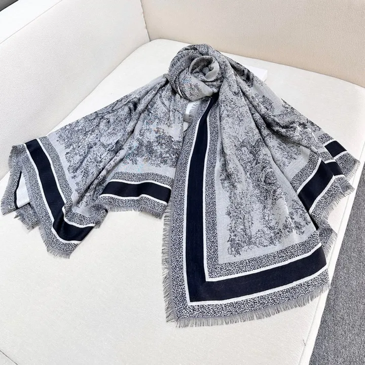 スーパーコピー ディオール マフラー