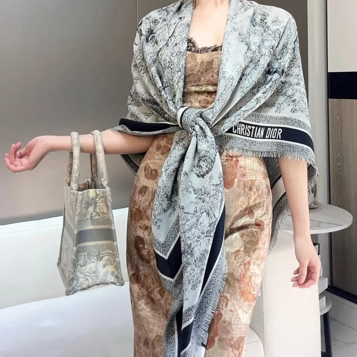 スーパーコピー ディオール マフラー