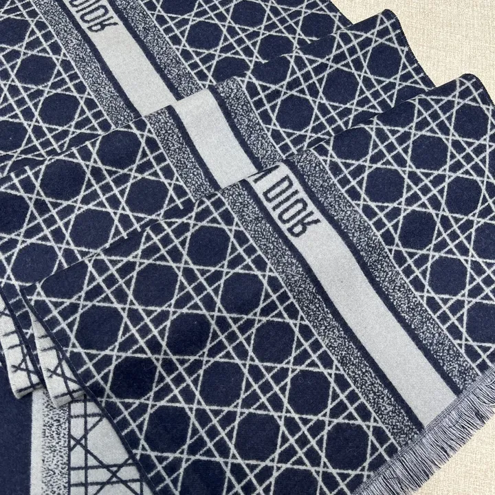 スーパーコピー ディオール マフラー