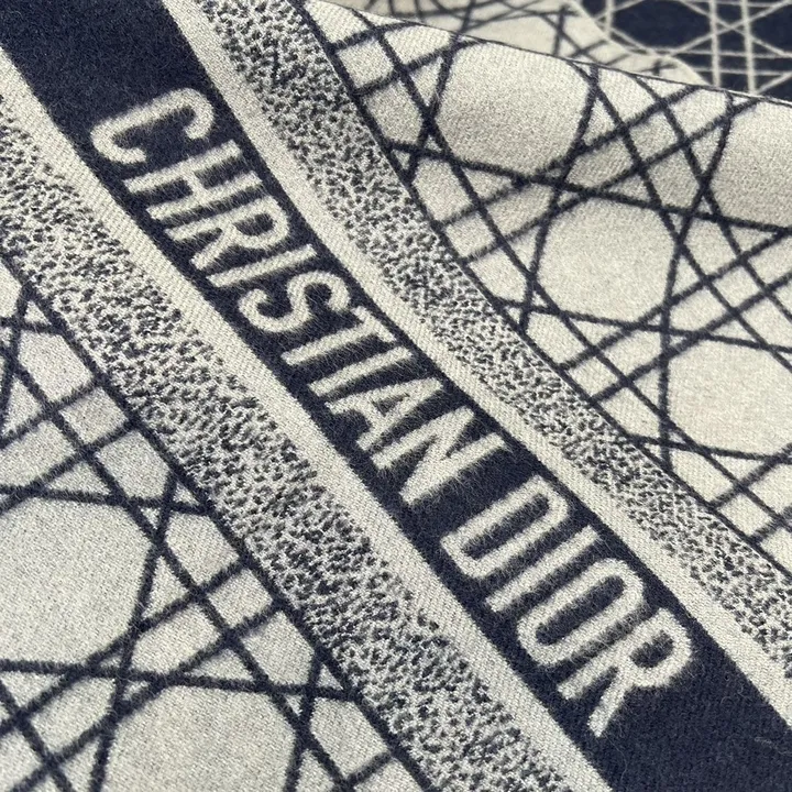 スーパーコピー ディオール マフラー