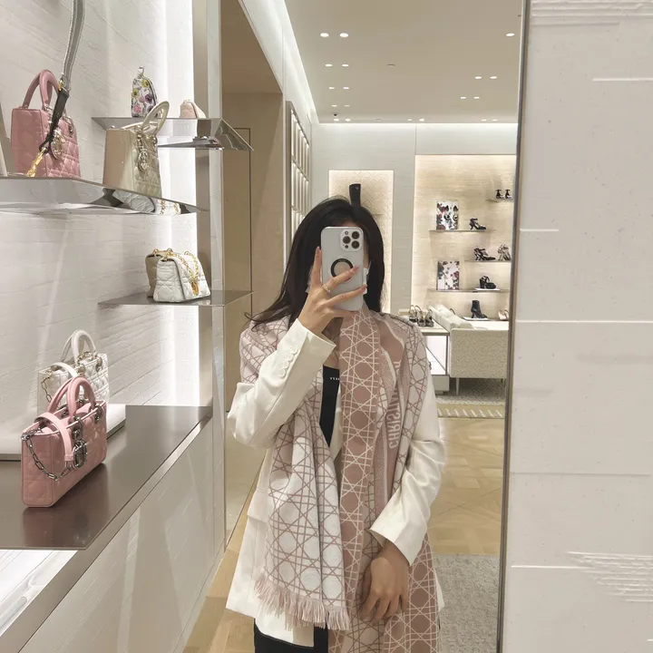 スーパーコピー ディオール マフラー