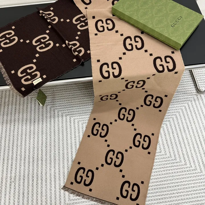 スーパーコピー グッチ マフラー