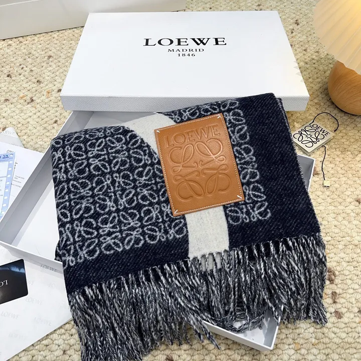 スーパーコピー ロエベ マフラー