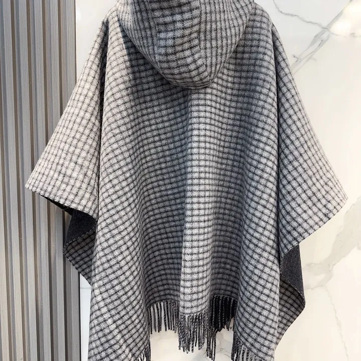 スーパーコピー フェンディ マフラー